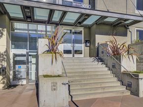 3090 Glascock St 405, Oakland CA 94601