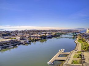 3090 Glascock St 405, Oakland CA 94601