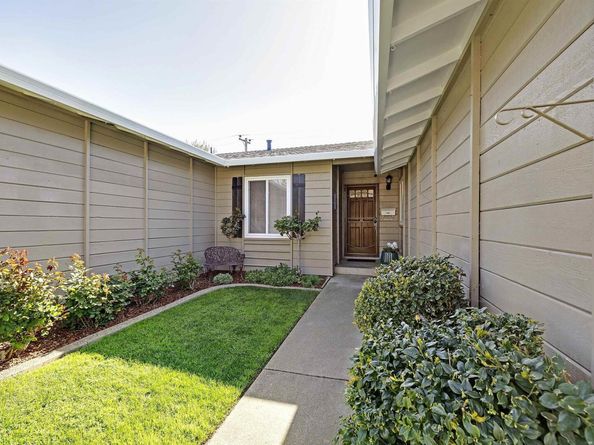 3623 Sutton Loop, Fremont CA 94536