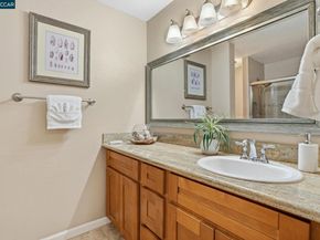 5454 Anselmo Ct, Concord CA 94521