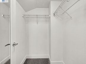 6067 Old Quarry, Oakland CA 94605