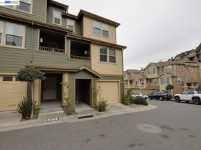 6067 Old Quarry, Oakland CA 94605