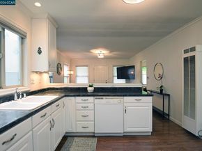 228 Arreba St., Martinez CA 94553