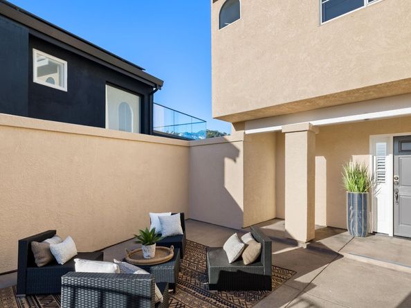 5668 Buena Vista Ave, Oakland CA 94618