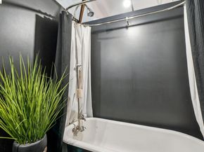 958 28th St. 2825B, Oakland CA 94608