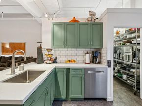 958 28th St. 2825B, Oakland CA 94608