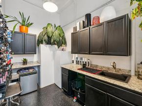 958 28th St. 2825B, Oakland CA 94608