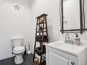 958 28th St. 2825B, Oakland CA 94608