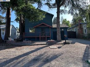 8065 earl st, Oakland CA 94605