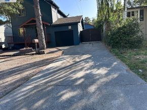 8065 earl st, Oakland CA 94605