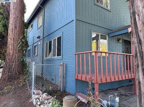 8065 earl st, Oakland CA 94605