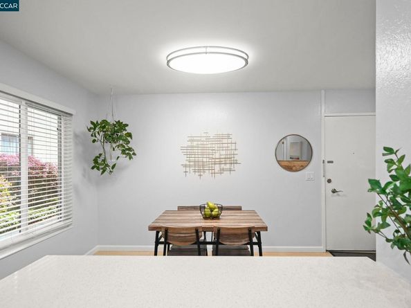2560 Walnut Blvd 3, Walnut Creek CA 94596
