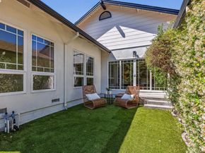 3296 Walnut Ln, Lafayette CA 94549
