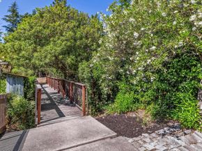 3296 Walnut Ln, Lafayette CA 94549