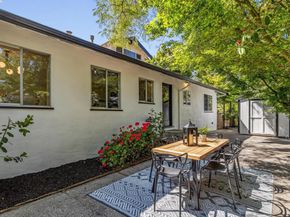 3296 Walnut Ln, Lafayette CA 94549