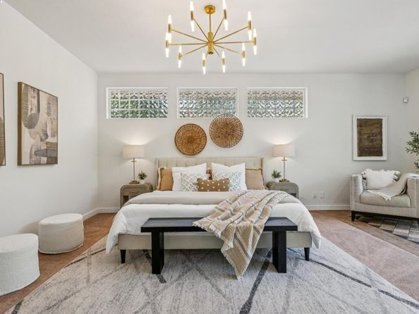 3296 Walnut Ln, Lafayette CA 94549