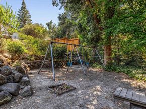 3296 Walnut Ln, Lafayette CA 94549