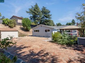 839 Reef Point Dr, Rodeo CA 94572