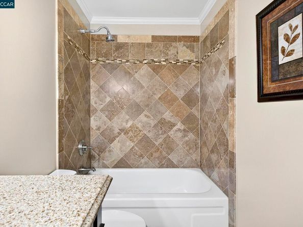 839 Reef Point Dr, Rodeo CA 94572
