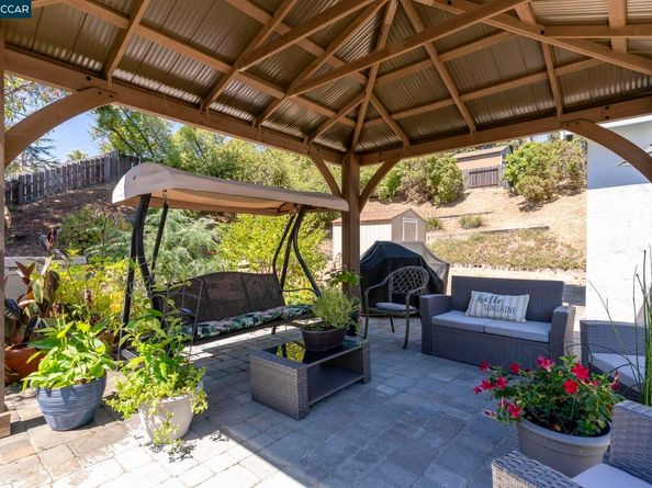 839 Reef Point Dr, Rodeo CA 94572