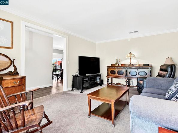 839 Reef Point Dr, Rodeo CA 94572