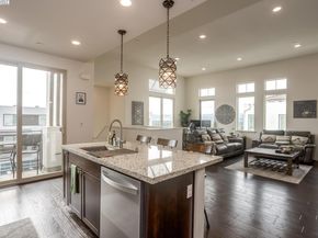 3077 Valley Of Hearts Del Pl 6, San Jose CA 95136