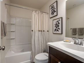 3077 Valley Of Hearts Del Pl 6, San Jose CA 95136