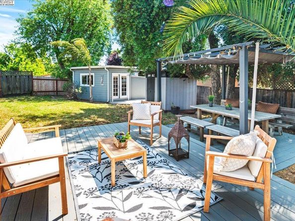 20089 Emerald Ct, Castro Valley CA 94546