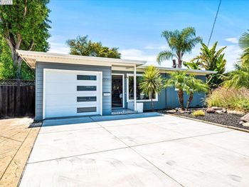 20089 Emerald Ct