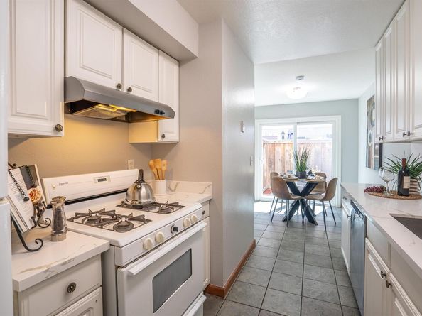 325 San Miguel Ct 2, Milpitas CA 95035