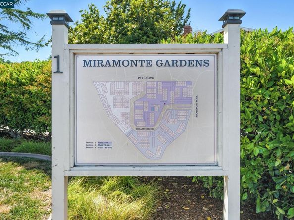 21 Miramonte Dr, Moraga CA 94556