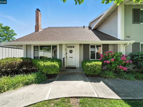 21 Miramonte Dr, Moraga CA 94556