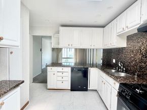 786 Colby St, San Francisco CA 94134