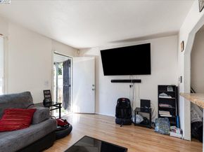 1058 71st Ave, Oakland CA 94621