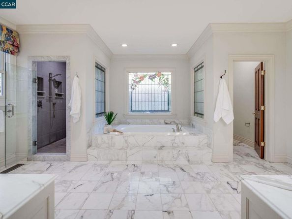 2420 Diablo Lakes Ln, Diablo CA 94528