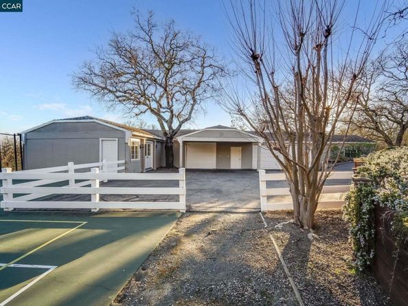 2420 Diablo Lakes Ln, Diablo CA 94528