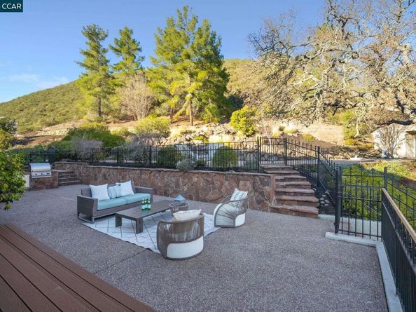 2420 Diablo Lakes Ln, Diablo CA 94528