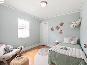5524 Shattuck Ave, Oakland CA 94609