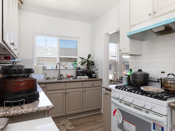 1821 74Th Ave, Oakland CA 94621