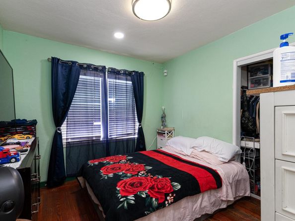 1821 74Th Ave, Oakland CA 94621