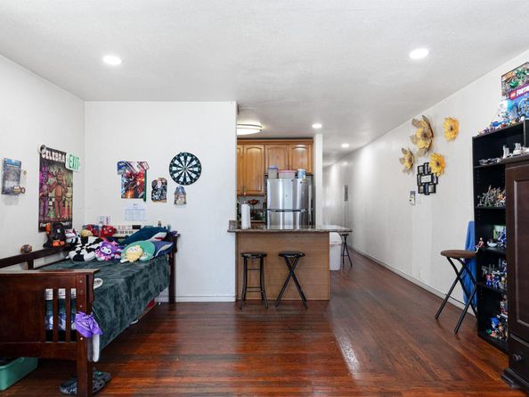 1821 74Th Ave, Oakland CA 94621