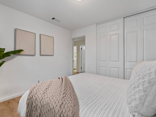 7476 Brookdale Ct, Dublin CA 94568
