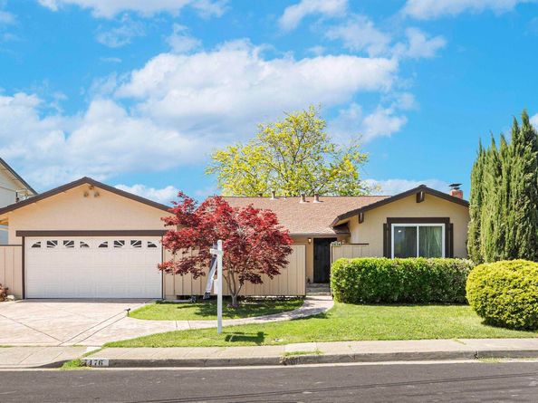 7476 Brookdale Ct, Dublin CA 94568