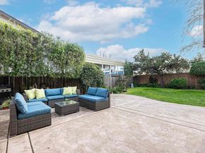 7476 Brookdale Ct, Dublin CA 94568