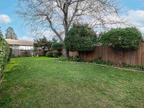 7476 Brookdale Ct, Dublin CA 94568