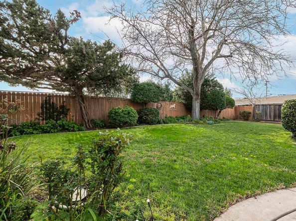 7476 Brookdale Ct, Dublin CA 94568