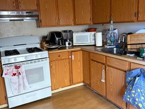617 16th St., Richmond CA 94801