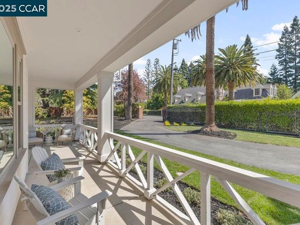 1953 La Cadena, Diablo CA 94528
