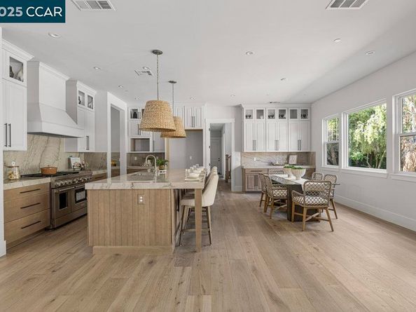 1953 La Cadena, Diablo CA 94528