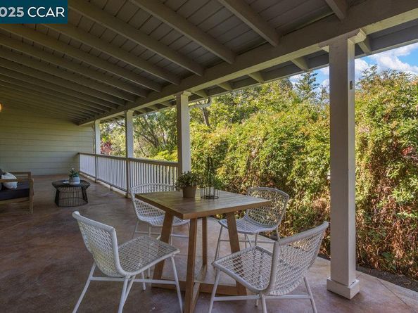 1071 Serrano Ct, Lafayette CA 94549